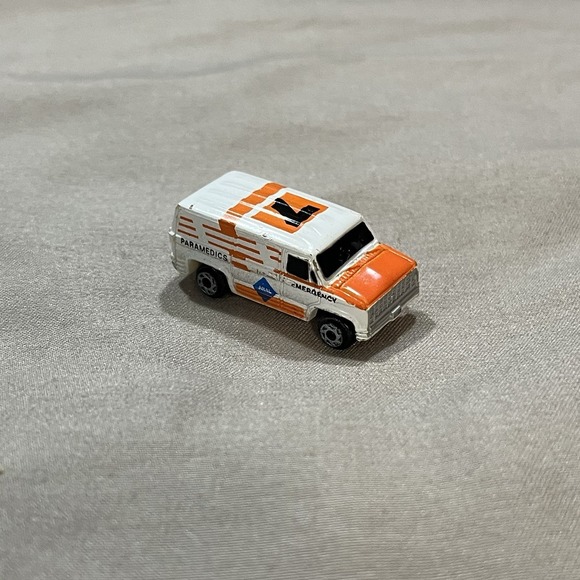 Vintage 1980s Micro Machines CORVETTE Lot Of 10, Ferrari, 1957 Chevy By GALOOB - Picture 4 of 11